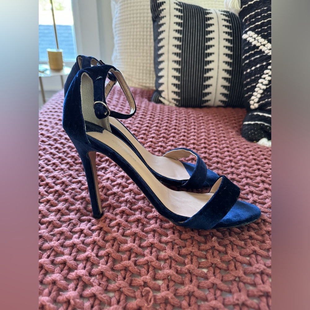 Tony Bianco Velvet Heel